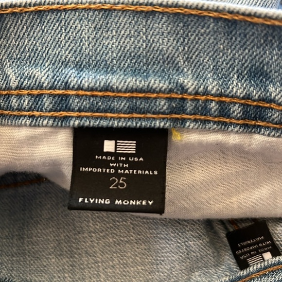 Embroidered Jean Shorts - Size 25 - Picture 4 of 5